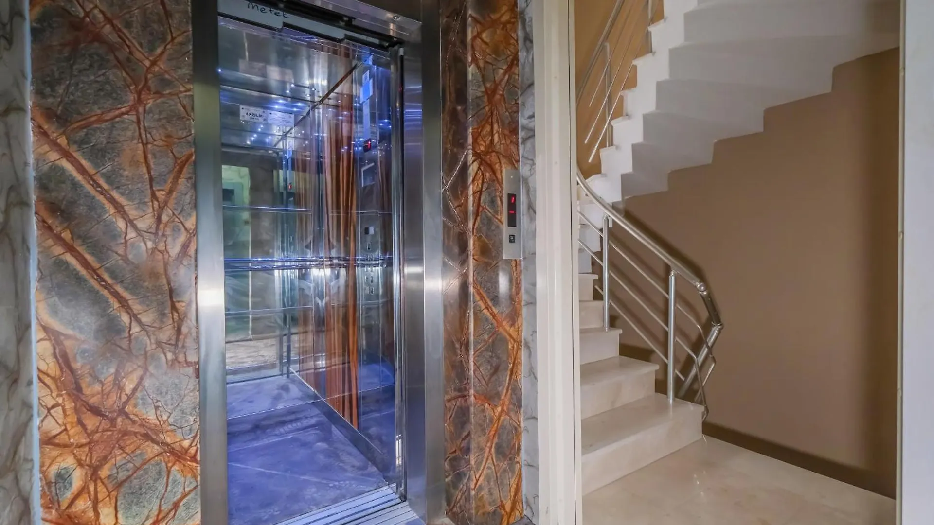 Minimalist Suit Otel Istanbul 0*,